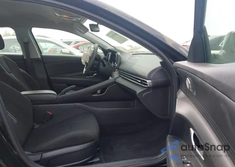 2022 Hyundai Elantra Sel z USA, uszkodzony, nr VIN KMHLM4AGXNU315033